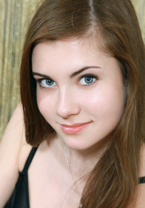 Аиша, 23 года, 0 размер груди